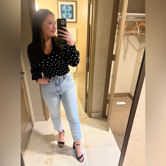 A&F Polk a dot top - Picture 4 of 4